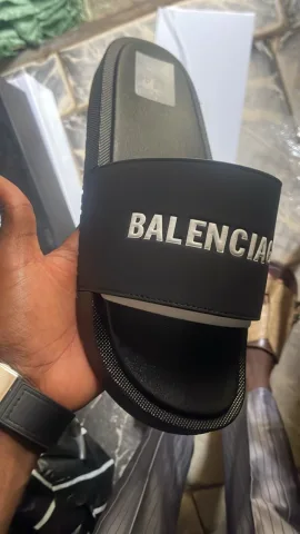 Balenciaga original easy wear size 41-43